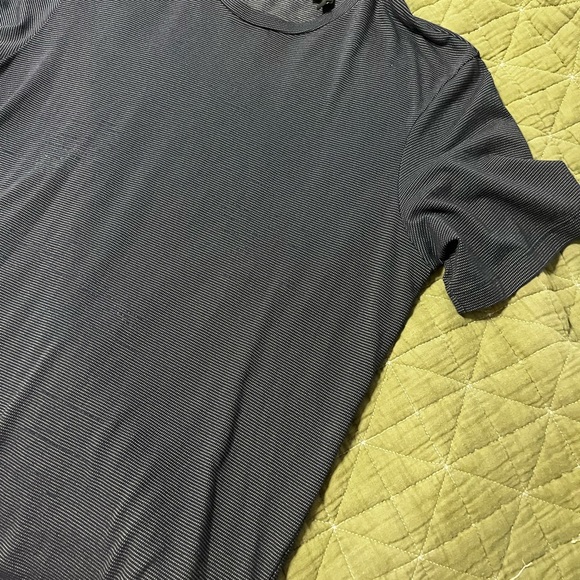 Theory Men's Navy Striped Shirt Size Medium So Soft! - Picture 1 of 4